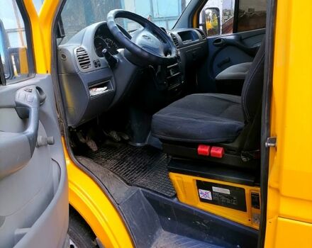 Желтый Мерседес Sprinter, объемом двигателя 2.1 л и пробегом 665 тыс. км за 9000 $, фото 4 на Automoto.ua