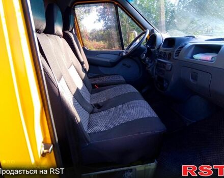 Желтый Мерседес Sprinter, объемом двигателя 2.2 л и пробегом 450 тыс. км за 9300 $, фото 4 на Automoto.ua