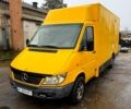 Желтый Мерседес Sprinter, объемом двигателя 2.2 л и пробегом 406 тыс. км за 5700 $, фото 1 на Automoto.ua