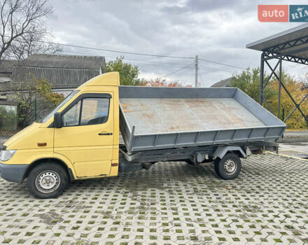Мерседес Sprinter 2001 у Корсунь-Шевченковском на Automoto.ua Жовтий Мерседес Sprinter, об'ємом двигуна 2.15 л та пробігом 300 тис. км за 12500 $, фото 11 на Automoto.ua
