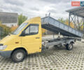Желтый Мерседес Sprinter, объемом двигателя 2.15 л и пробегом 300 тыс. км за 12500 $, фото 1 на Automoto.ua