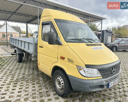 Мерседес Sprinter 2001 у Корсунь-Шевченковском на Automoto.ua Жовтий Мерседес Sprinter, об'ємом двигуна 2.15 л та пробігом 300 тис. км за 12500 $, фото 3 на Automoto.ua