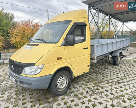 Мерседес Sprinter 2001 у Корсунь-Шевченковском на Automoto.ua Жовтий Мерседес Sprinter, об'ємом двигуна 2.15 л та пробігом 300 тис. км за 12500 $, фото 1 на Automoto.ua