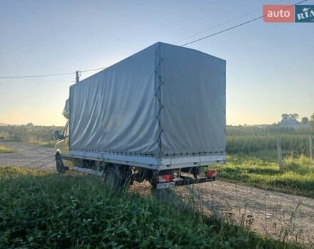 Желтый Мерседес Sprinter, объемом двигателя 2.87 л и пробегом 397 тыс. км за 15500 $, фото 3 на Automoto.ua