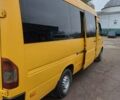 Желтый Мерседес Sprinter, объемом двигателя 2.2 л и пробегом 550 тыс. км за 10000 $, фото 8 на Automoto.ua
