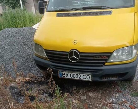 Жовтий Мерседес Sprinter, об'ємом двигуна 2.2 л та пробігом 575 тис. км за 11300 $, фото 8 на Automoto.ua