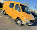 Желтый Мерседес Sprinter, объемом двигателя 2.2 л и пробегом 620 тыс. км за 6300 $, фото 1 на Automoto.ua