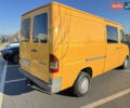 Желтый Мерседес Sprinter, объемом двигателя 2.2 л и пробегом 620 тыс. км за 6300 $, фото 64 на Automoto.ua