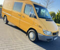 Желтый Мерседес Sprinter, объемом двигателя 2.2 л и пробегом 620 тыс. км за 6300 $, фото 4 на Automoto.ua