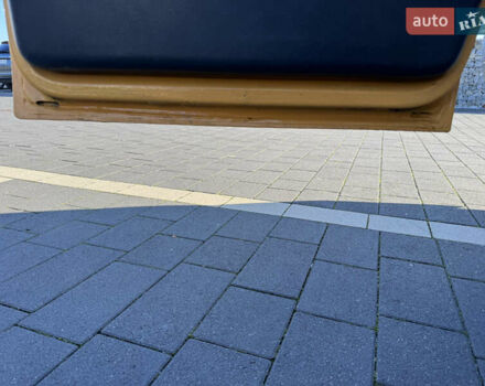 Желтый Мерседес Sprinter, объемом двигателя 2.2 л и пробегом 620 тыс. км за 6300 $, фото 52 на Automoto.ua