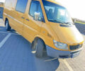 Желтый Мерседес Sprinter, объемом двигателя 2.2 л и пробегом 620 тыс. км за 6300 $, фото 26 на Automoto.ua