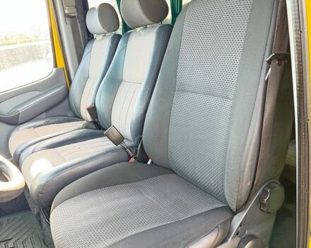 Жовтий Мерседес Sprinter, об'ємом двигуна 2.2 л та пробігом 620 тис. км за 7300 $, фото 18 на Automoto.ua