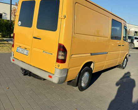 Желтый Мерседес Sprinter, объемом двигателя 2.2 л и пробегом 620 тыс. км за 6300 $, фото 5 на Automoto.ua