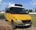 Желтый Мерседес Sprinter, объемом двигателя 2.1 л и пробегом 385 тыс. км за 6500 $, фото 1 на Automoto.ua