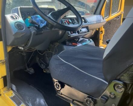 Жовтий Мерседес Sprinter, об'ємом двигуна 0.24 л та пробігом 100 тис. км за 3450 $, фото 5 на Automoto.ua