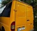 Желтый Мерседес Sprinter, объемом двигателя 2.7 л и пробегом 300 тыс. км за 5500 $, фото 5 на Automoto.ua