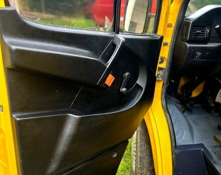 Желтый Мерседес Sprinter, объемом двигателя 2.9 л и пробегом 0 тыс. км за 5000 $, фото 7 на Automoto.ua