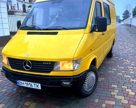 Желтый Мерседес Sprinter, объемом двигателя 2.9 л и пробегом 0 тыс. км за 5000 $, фото 1 на Automoto.ua