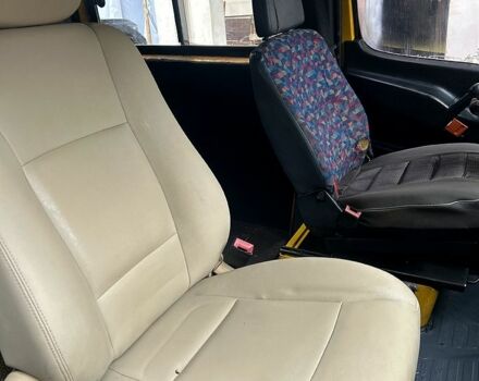 Желтый Мерседес Sprinter, объемом двигателя 2.9 л и пробегом 0 тыс. км за 5000 $, фото 5 на Automoto.ua