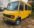 Желтый Мерседес Sprinter, объемом двигателя 0 л и пробегом 687 тыс. км за 3500 $, фото 1 на Automoto.ua