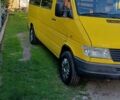 Желтый Мерседес Sprinter, объемом двигателя 2.3 л и пробегом 455 тыс. км за 6700 $, фото 14 на Automoto.ua