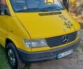 Желтый Мерседес Sprinter, объемом двигателя 2.3 л и пробегом 455 тыс. км за 6700 $, фото 36 на Automoto.ua