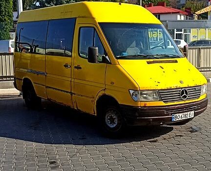 Жовтий Мерседес Sprinter, об'ємом двигуна 2.9 л та пробігом 700 тис. км за 3900 $, фото 1 на Automoto.ua