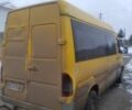 Желтый Мерседес Sprinter, объемом двигателя 2.9 л и пробегом 300 тыс. км за 5300 $, фото 30 на Automoto.ua