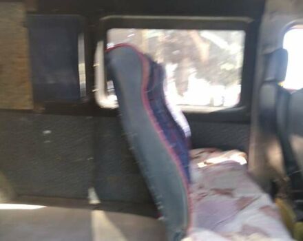 Желтый Мерседес Sprinter, объемом двигателя 2.9 л и пробегом 300 тыс. км за 5300 $, фото 15 на Automoto.ua