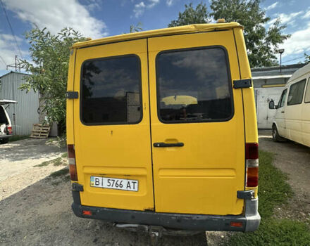 Желтый Мерседес Sprinter, объемом двигателя 2.87 л и пробегом 500 тыс. км за 3500 $, фото 2 на Automoto.ua