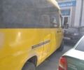 Желтый Мерседес Sprinter, объемом двигателя 2.9 л и пробегом 300 тыс. км за 5300 $, фото 1 на Automoto.ua
