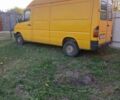 Желтый Мерседес Sprinter, объемом двигателя 2.3 л и пробегом 600 тыс. км за 5700 $, фото 2 на Automoto.ua