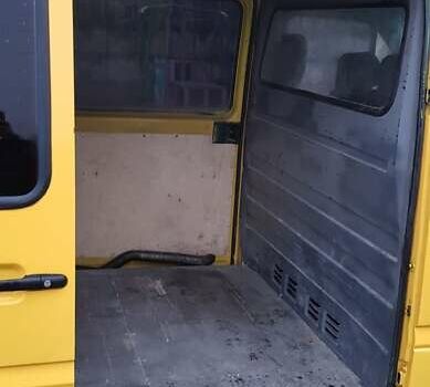 Мерседес Sprinter 1999 в Синельниковом на Automoto.ua Желтый Мерседес Sprinter, объемом двигателя 2.3 л и пробегом 488 тыс. км за 5500 $, фото 15 на Automoto.ua