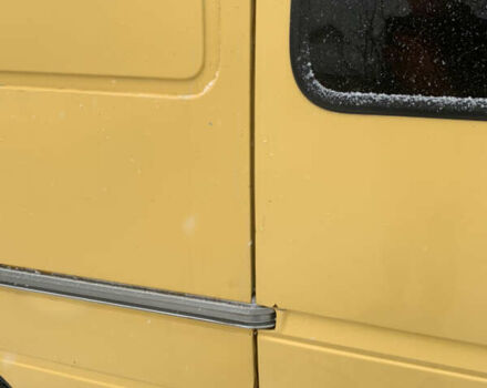 Желтый Мерседес Sprinter, объемом двигателя 2.15 л и пробегом 433 тыс. км за 7500 $, фото 26 на Automoto.ua