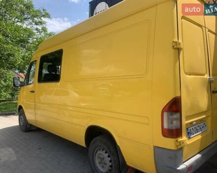Желтый Мерседес Sprinter, объемом двигателя 0 л и пробегом 7 тыс. км за 6000 $, фото 1 на Automoto.ua