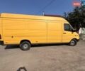Желтый Мерседес Sprinter, объемом двигателя 2.1 л и пробегом 252 тыс. км за 7000 $, фото 3 на Automoto.ua