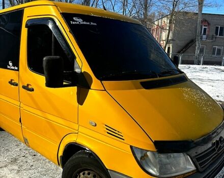 Желтый Мерседес Sprinter, объемом двигателя 2.7 л и пробегом 0 тыс. км за 5000 $, фото 2 на Automoto.ua