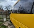 Желтый Мерседес Sprinter, объемом двигателя 2.15 л и пробегом 600 тыс. км за 10700 $, фото 2 на Automoto.ua