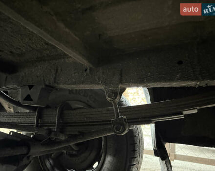 Жовтий Мерседес Sprinter, об'ємом двигуна 2.15 л та пробігом 800 тис. км за 6500 $, фото 35 на Automoto.ua