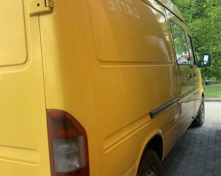 Желтый Мерседес Sprinter, объемом двигателя 0 л и пробегом 7 тыс. км за 6000 $, фото 3 на Automoto.ua