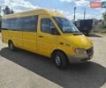Желтый Мерседес Sprinter, объемом двигателя 2.15 л и пробегом 600 тыс. км за 9700 $, фото 1 на Automoto.ua
