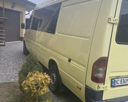 Желтый Мерседес Sprinter, объемом двигателя 0 л и пробегом 480 тыс. км за 10500 $, фото 4 на Automoto.ua