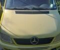 Желтый Мерседес Sprinter, объемом двигателя 2.15 л и пробегом 430 тыс. км за 6500 $, фото 8 на Automoto.ua