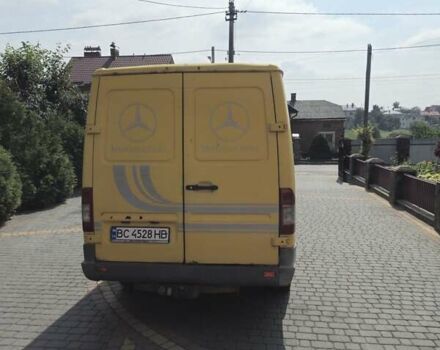 Жовтий Мерседес Sprinter, об'ємом двигуна 2.2 л та пробігом 559 тис. км за 6300 $, фото 11 на Automoto.ua