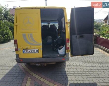 Жовтий Мерседес Sprinter, об'ємом двигуна 2.2 л та пробігом 559 тис. км за 6300 $, фото 9 на Automoto.ua