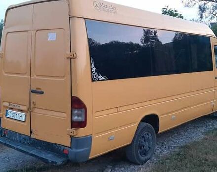 Желтый Мерседес Sprinter, объемом двигателя 2.1 л и пробегом 650 тыс. км за 7100 $, фото 5 на Automoto.ua