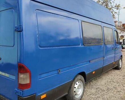 Желтый Мерседес Sprinter, объемом двигателя 2.1 л и пробегом 1 тыс. км за 8750 $, фото 7 на Automoto.ua