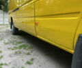 Желтый Мерседес Sprinter, объемом двигателя 2.15 л и пробегом 490 тыс. км за 9500 $, фото 5 на Automoto.ua