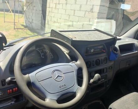 Желтый Мерседес Sprinter, объемом двигателя 2.1 л и пробегом 1 тыс. км за 8750 $, фото 13 на Automoto.ua