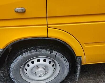 Жовтий Мерседес Sprinter, об'ємом двигуна 2.1 л та пробігом 505 тис. км за 7200 $, фото 2 на Automoto.ua
